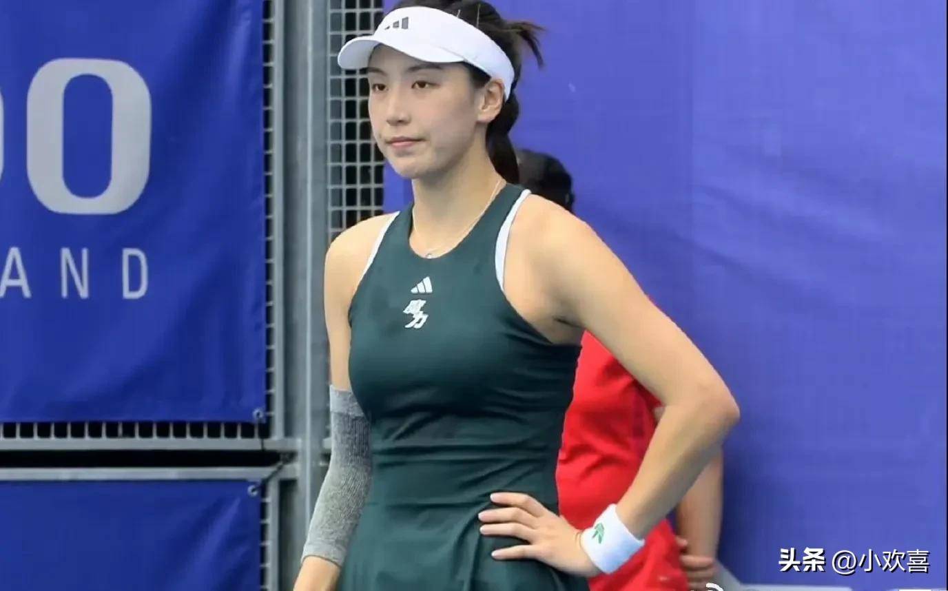 倾向于至少 倾向于至少