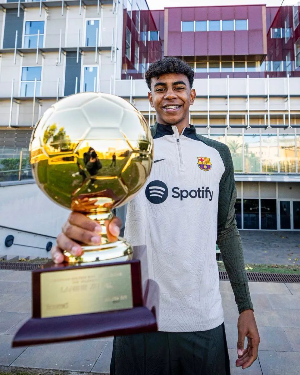 都指向一个 都指向一个